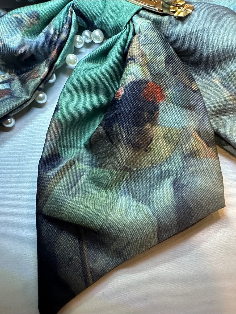 Lele Sadoughi Pearl-Embellished Degas Painting Bow tie barrett - Picture 3 of 3